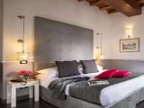 Connecting room (Via Del Corso 81)