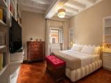 Ambassador (Via Mario De Fiori 59A) Apartment