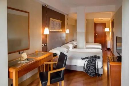 Best Western Plus Spring House - 78