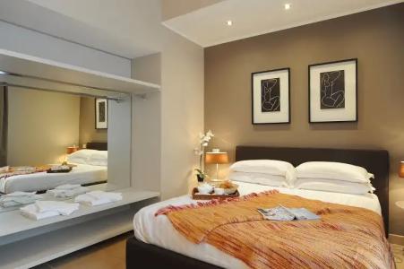 Trianon Borgo Pio Aparthotel - 1