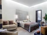 In Dependence Triple room