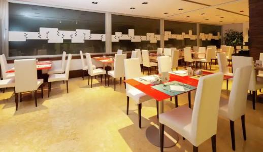 Hilton Garden Inn Rome Claridge - 32