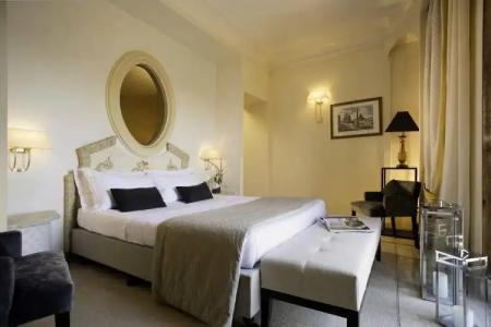 Colonna Palace - 2