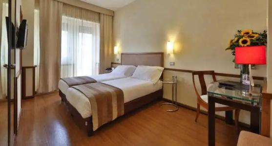 Best Western Piccadilly - 34