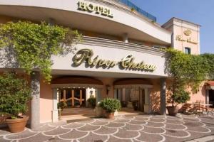 River Chateau Hotel, Rome