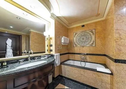 River Chateau - 102