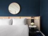 High Floor Double room with harbour view