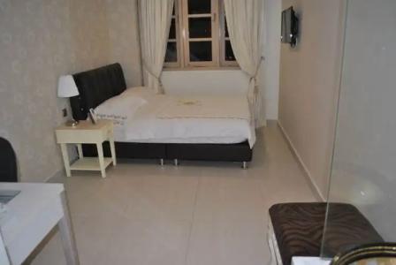 Jayleen Clarke Quay - 51