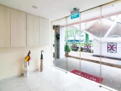 Jayleen Clarke Quay - 21