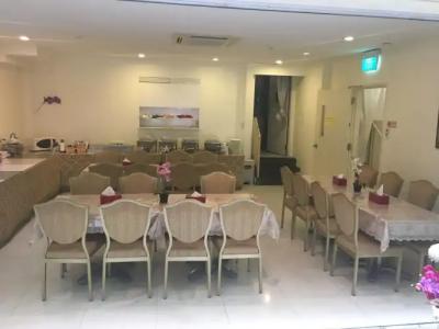 Jayleen Clarke Quay - 18