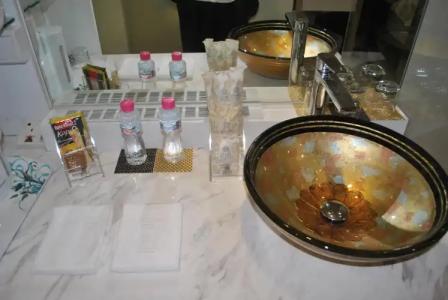 Jayleen Clarke Quay - 12