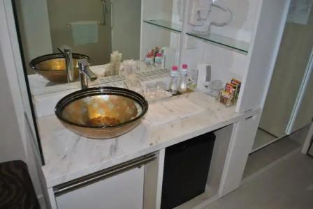 Jayleen Clarke Quay - 37