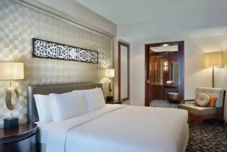 Dusit Thani Dubai - 108