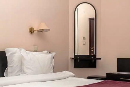 Best Western Art Plaza - 27