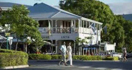 Central Plaza Port Douglas - 0