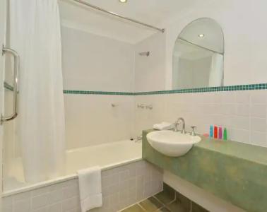 Reef Club Resort - 17