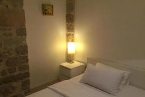 Hotel Maestral, Prvic Luka