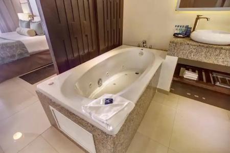 Royalton Punta Cana, An Autograph Collection All-Inclusive Resort & Casino - 65
