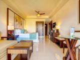 Luxury Diamond Club Quadruple room with ocean view