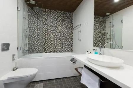 Katajanokka, Helsinki, a Tribute Portfolio - 66