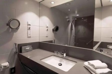 Hilton Helsinki Strand - 8