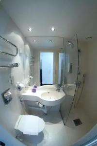 Forenom ApartHelsinki Kamppi - contactless check-in - 25