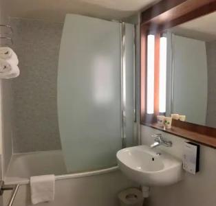 Campanile Aix-Les-Bains - 8