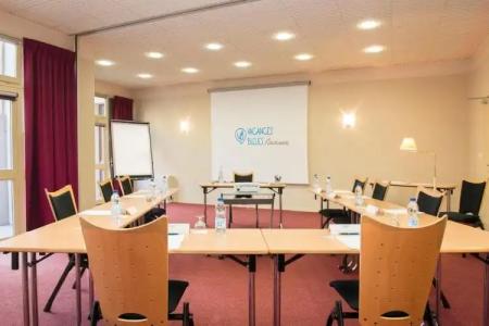 *** & Spa Vacances Bleues Villa Marlioz - 17