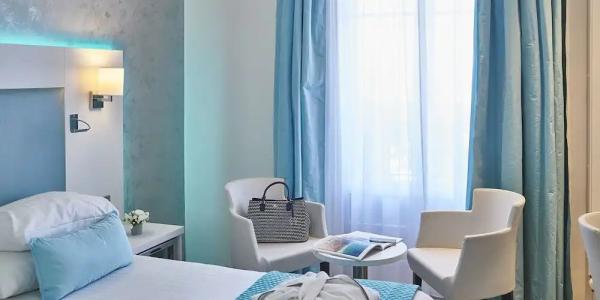 Best Western Plus Carlton Annecy - 39