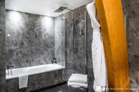 Impérial Palace - 97