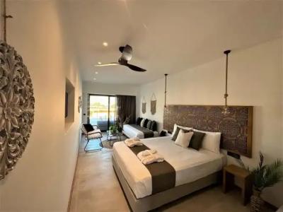 Hôtel Hélios - 102