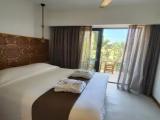 Standard Family room with garden view