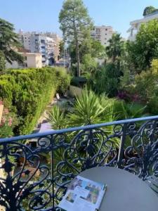 Alexandra - Boutique - 44