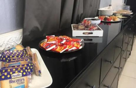 Appart-Hôtel Le Trianon - 10