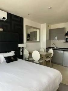 Appart-Hôtel Le Trianon - 38