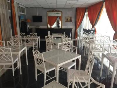 Appart-Hôtel Le Trianon - 2