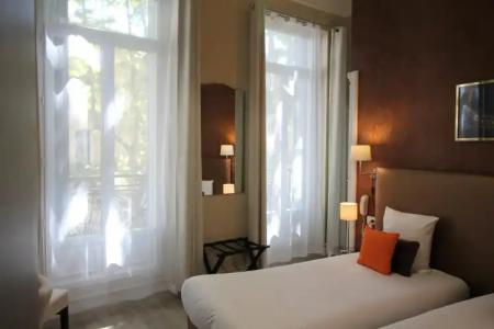 Régina Boutique - 24