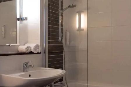 Sure by Best Western Biarritz Aeroport - 8