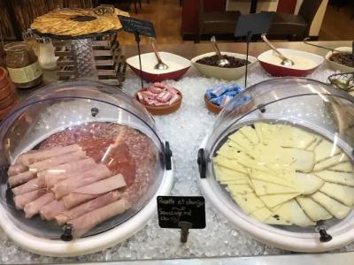 Sure by Best Western Biarritz Aeroport - 9