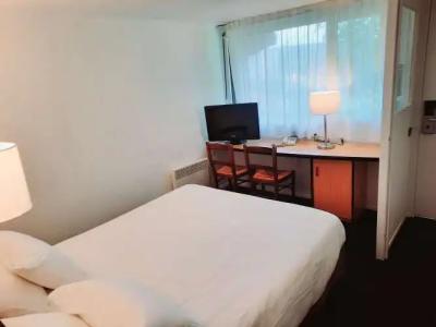 Kyriad Blois Nord - 100