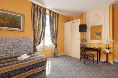 Hôtel De France Et De Guise - 42