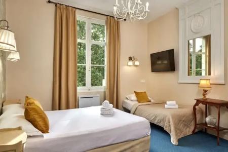 Hôtel De France Et De Guise - 65