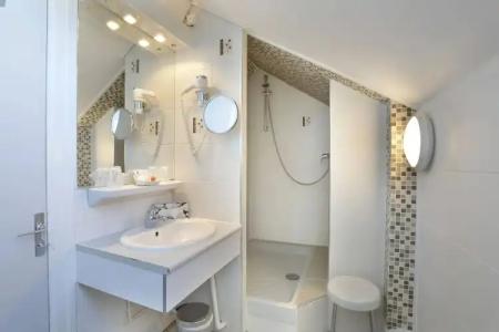 Hôtel Les Tilleuls, Bourges - 9