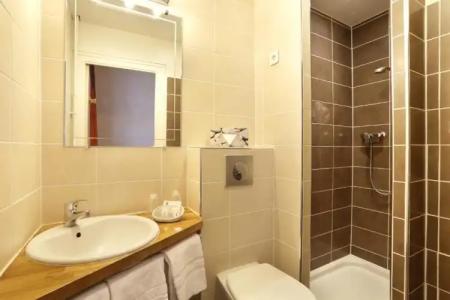 Hôtel Les Tilleuls, Bourges - 42