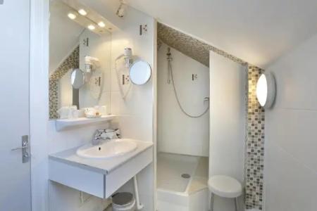 Hôtel Les Tilleuls, Bourges - 18