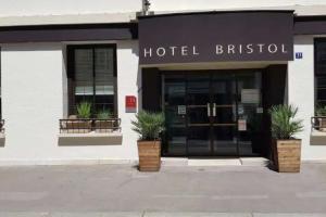Le Bristol, Caen