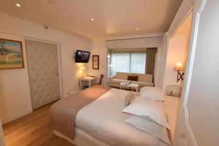 Hôtel de Provence - 51