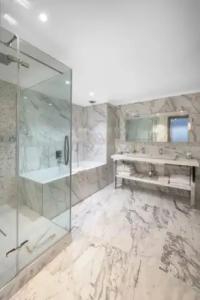 Juliana Cannes - 127