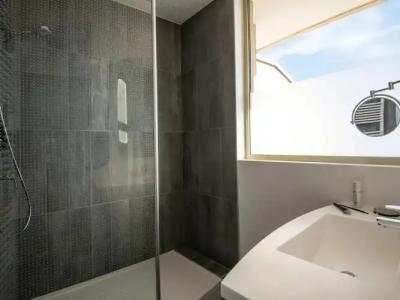 ibis Cannes Plage La Bocca - 65