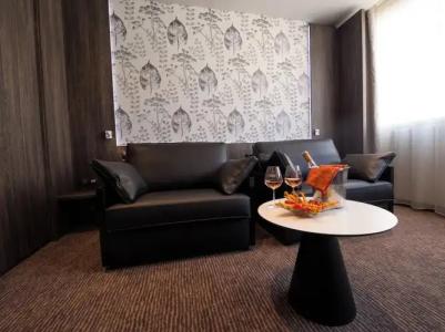 Best Western Premier Le Patio des Artistes Wellness Jacuzzi - 152